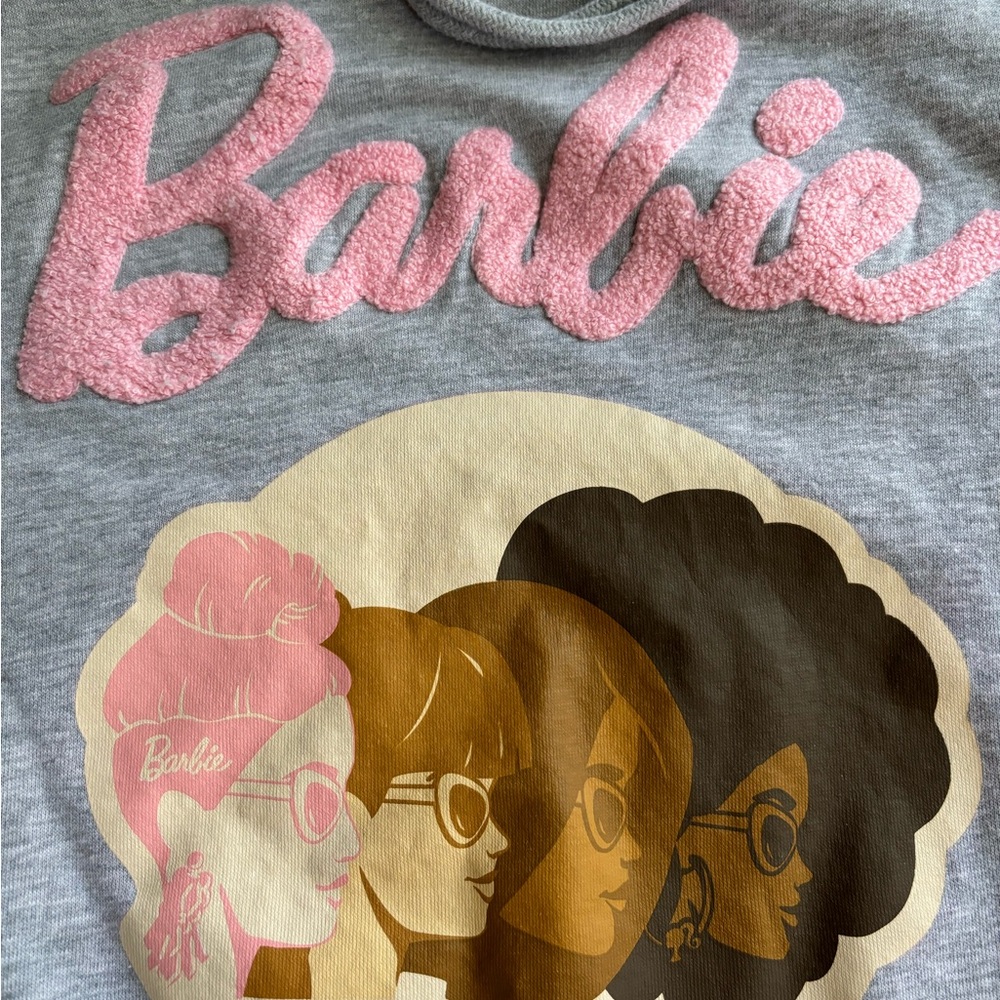 Barbie Hooded Sweatshirt Junior’s Small Grey Pink Hoodie Pocket Patch Logo - Picture 4 of 7